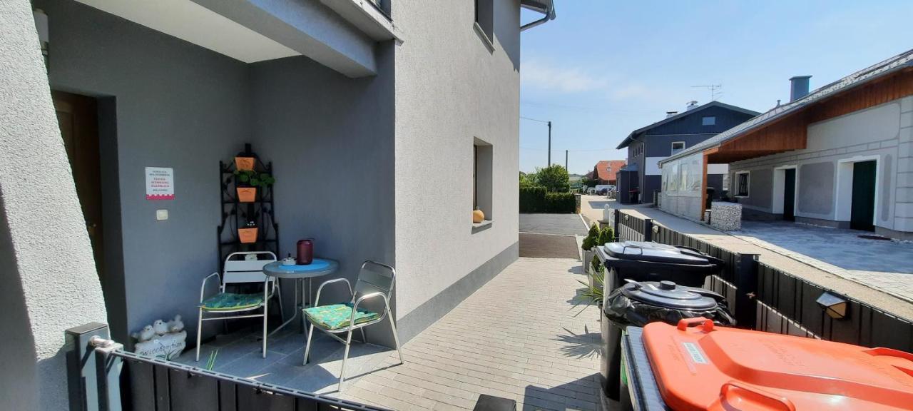 Ferienwohnung Agerblick 3 Zimmer Mit Kueche, 83M2 Lenzing Zewnętrze zdjęcie